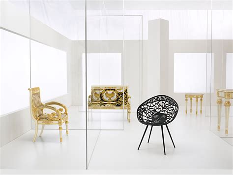 Versace Home celebrates family 